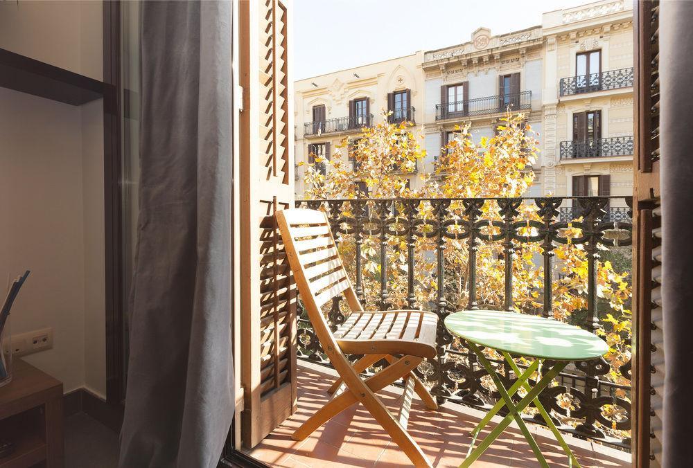 Easy Sleep Gaudi Terrace Apartment บาร์เซโลนา ภายนอก รูปภาพ