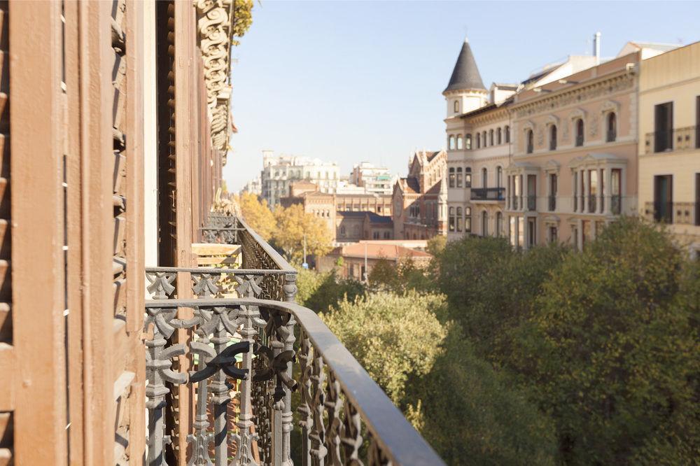 Easy Sleep Gaudi Terrace Apartment บาร์เซโลนา ภายนอก รูปภาพ