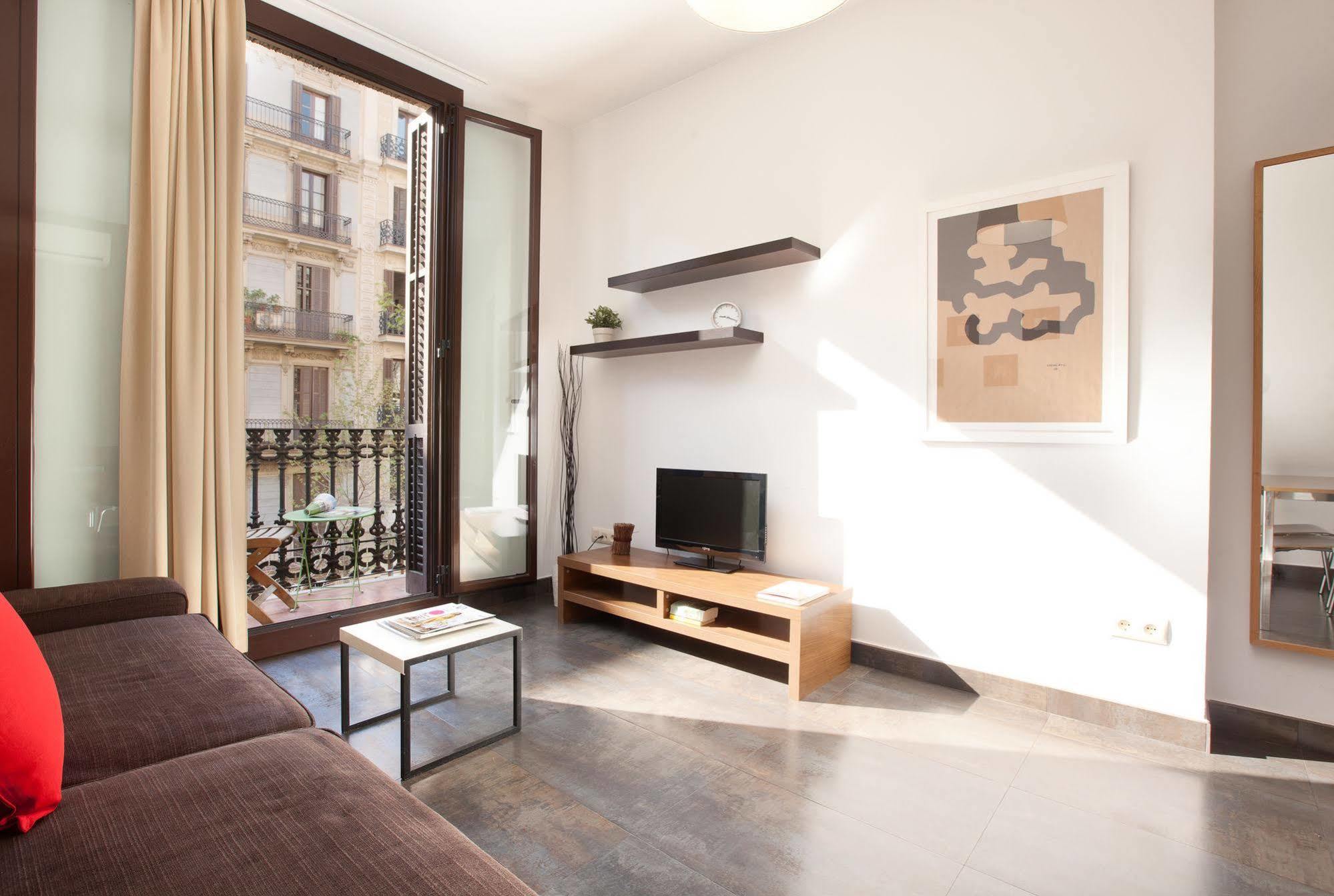 Easy Sleep Gaudi Terrace Apartment บาร์เซโลนา ภายนอก รูปภาพ