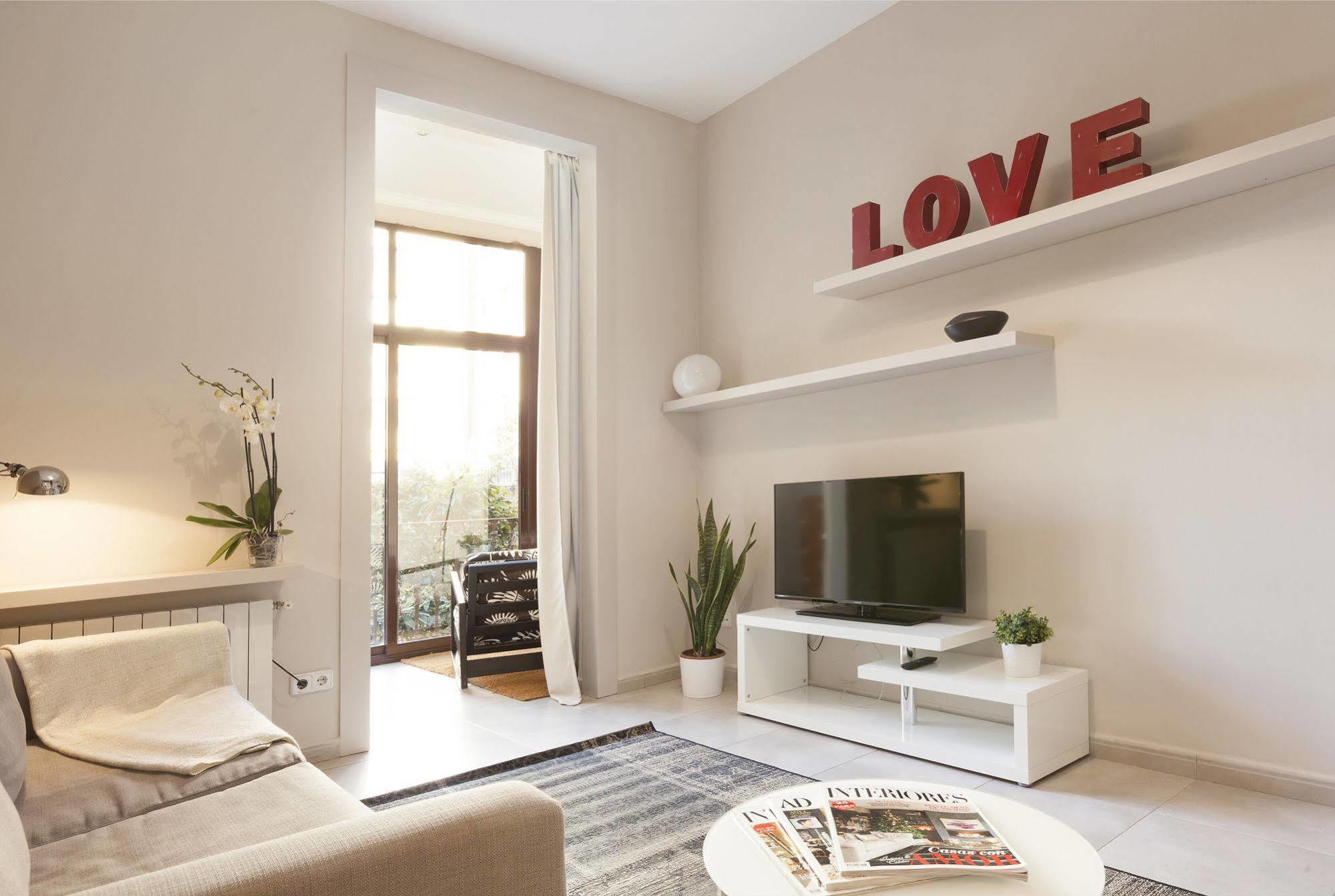 Easy Sleep Gaudi Terrace Apartment บาร์เซโลนา ภายนอก รูปภาพ