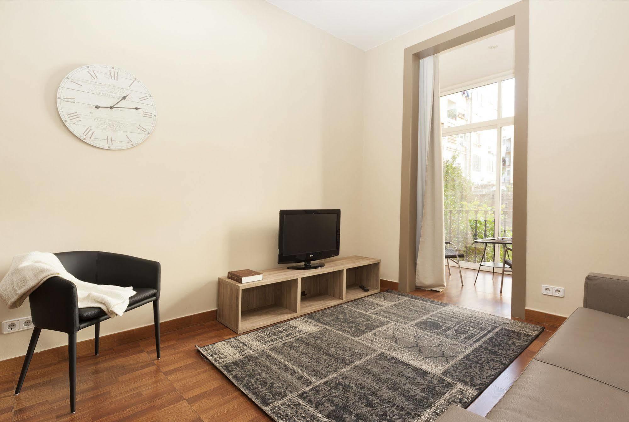 Easy Sleep Gaudi Terrace Apartment บาร์เซโลนา ภายนอก รูปภาพ