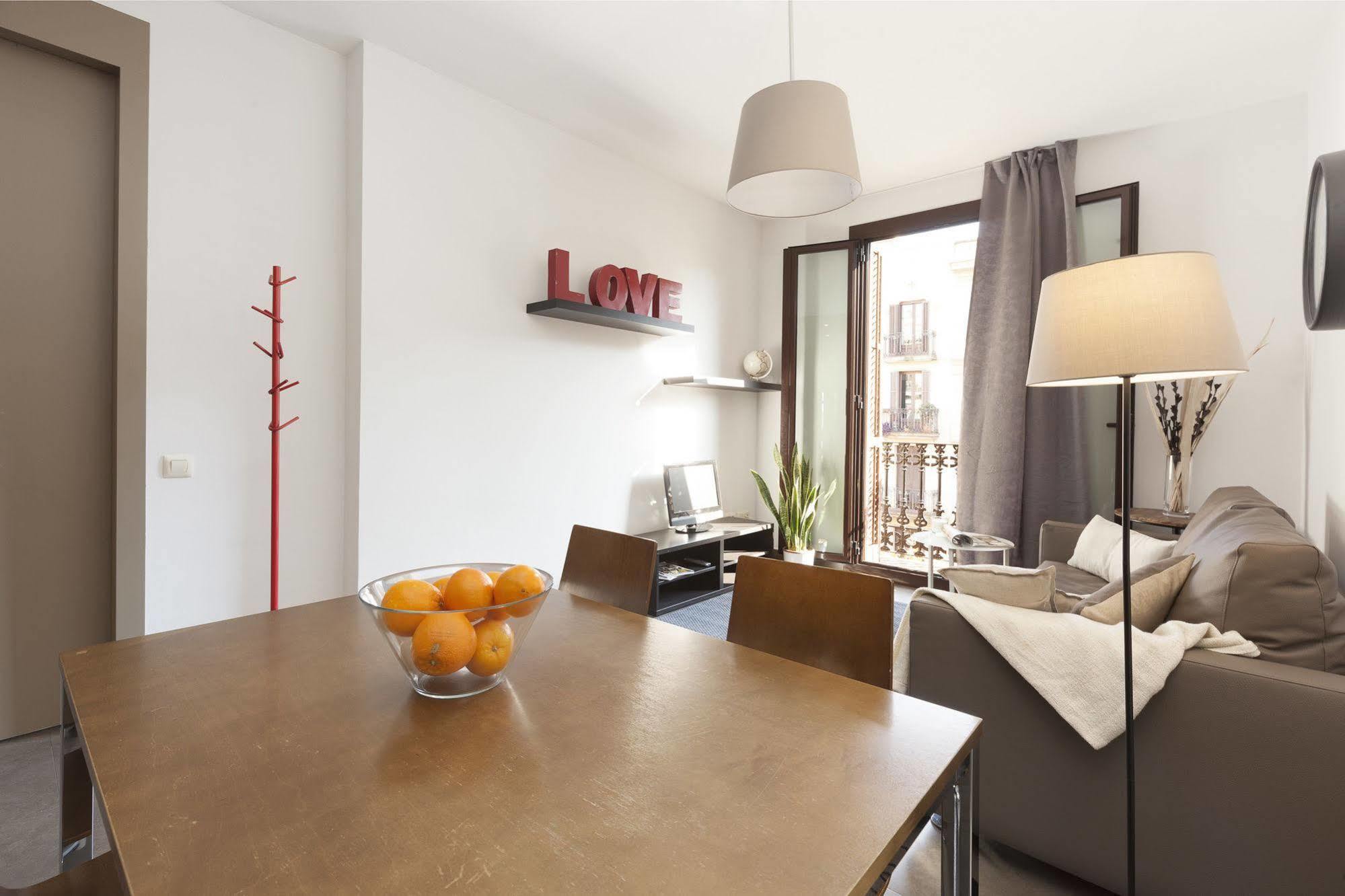 Easy Sleep Gaudi Terrace Apartment บาร์เซโลนา ภายนอก รูปภาพ