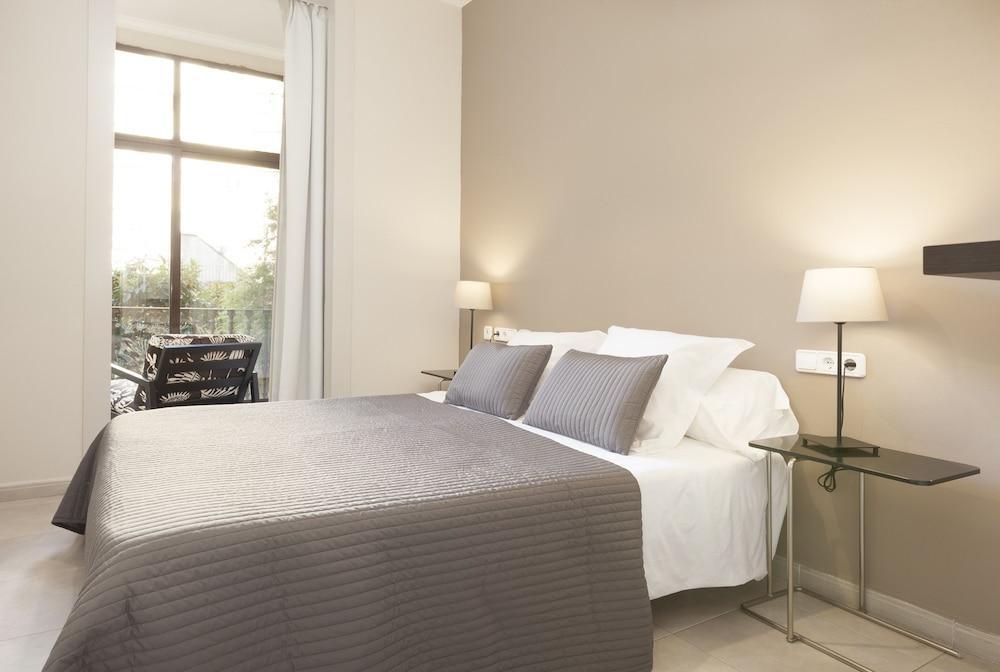 Easy Sleep Gaudi Terrace Apartment บาร์เซโลนา ภายนอก รูปภาพ