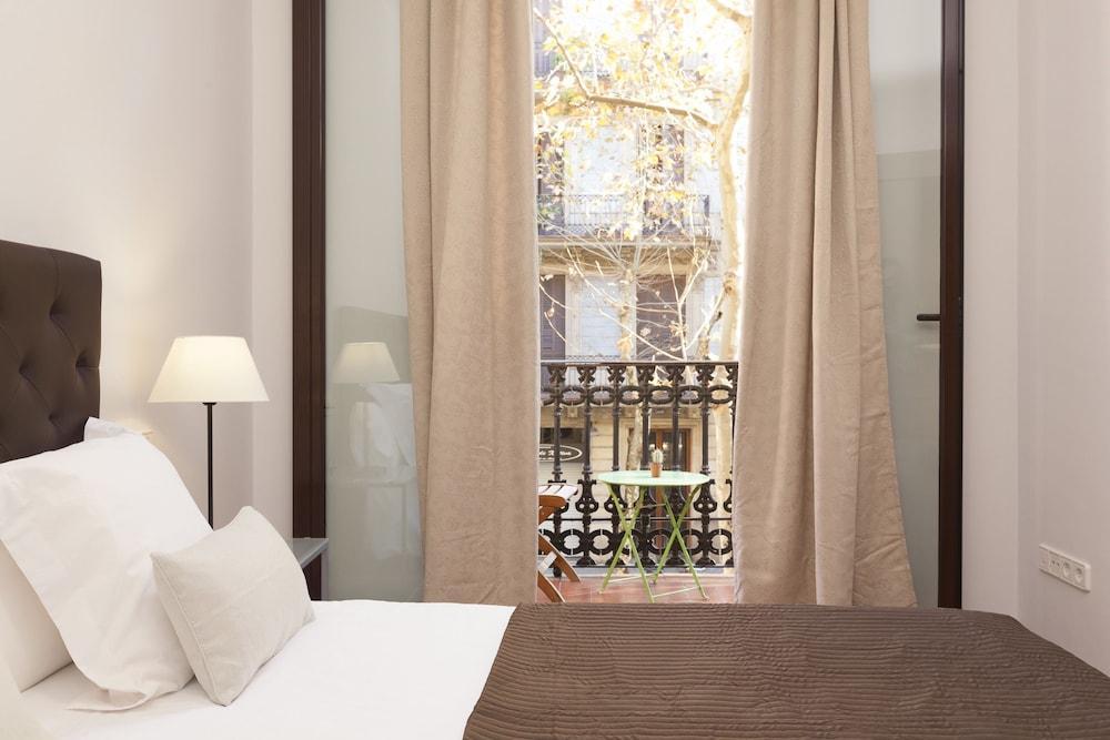 Easy Sleep Gaudi Terrace Apartment บาร์เซโลนา ภายนอก รูปภาพ