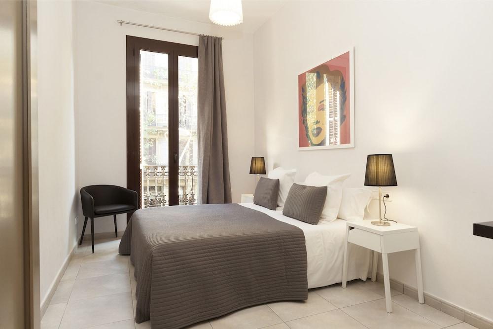 Easy Sleep Gaudi Terrace Apartment บาร์เซโลนา ภายนอก รูปภาพ