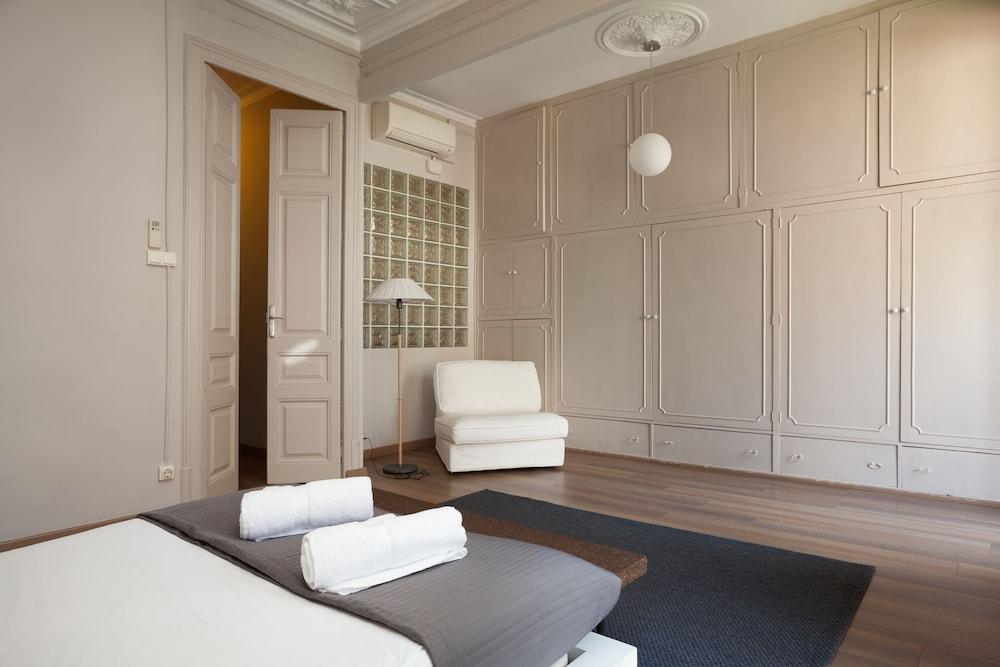Easy Sleep Gaudi Terrace Apartment บาร์เซโลนา ภายนอก รูปภาพ