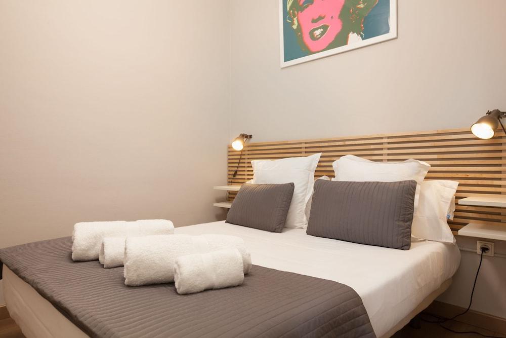 Easy Sleep Gaudi Terrace Apartment บาร์เซโลนา ภายนอก รูปภาพ