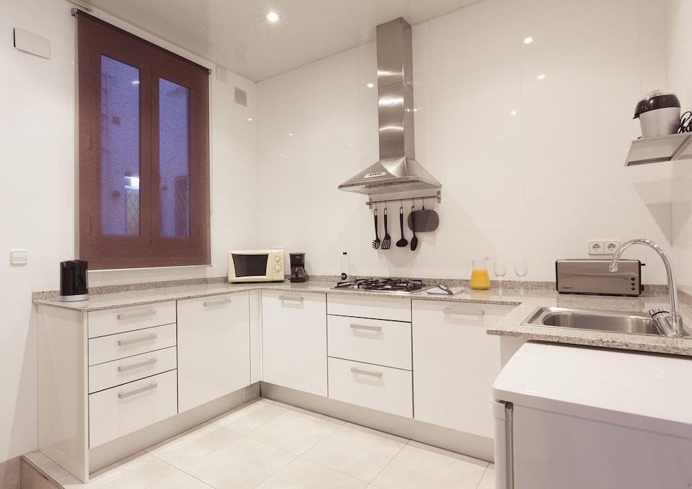 Easy Sleep Gaudi Terrace Apartment บาร์เซโลนา ภายนอก รูปภาพ