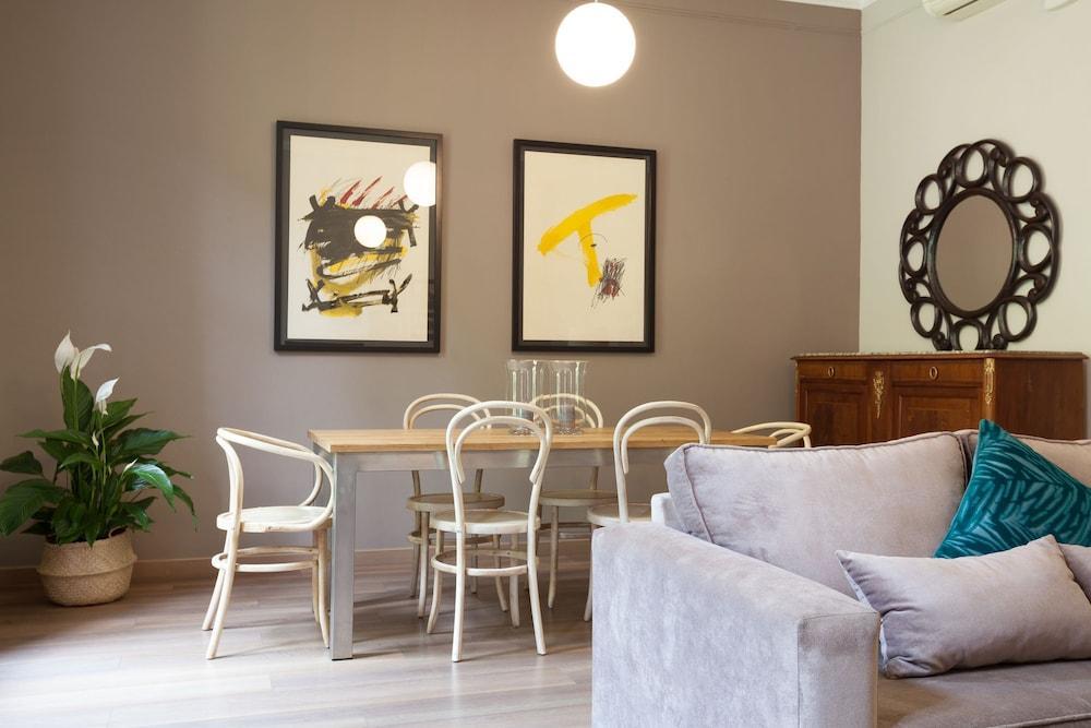 Easy Sleep Gaudi Terrace Apartment บาร์เซโลนา ภายนอก รูปภาพ