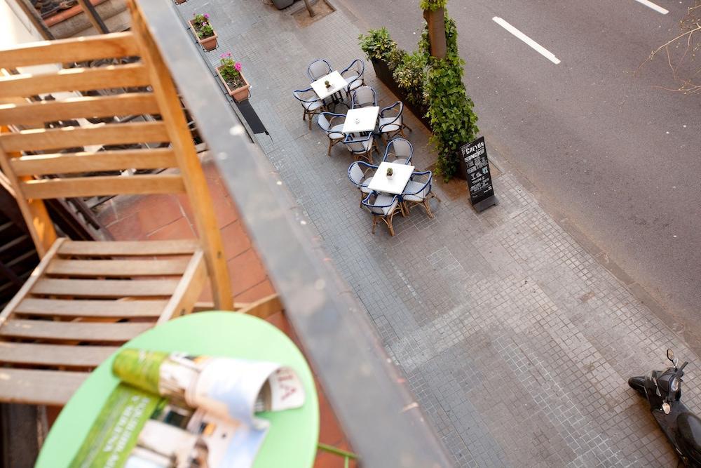 Easy Sleep Gaudi Terrace Apartment บาร์เซโลนา ภายนอก รูปภาพ